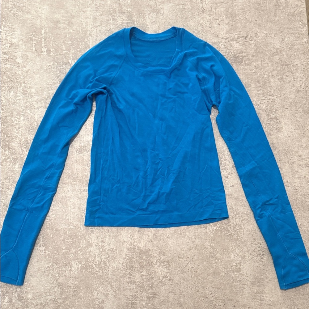 Lululemon Swiftly Tech Race Length LS Poolside Size 4